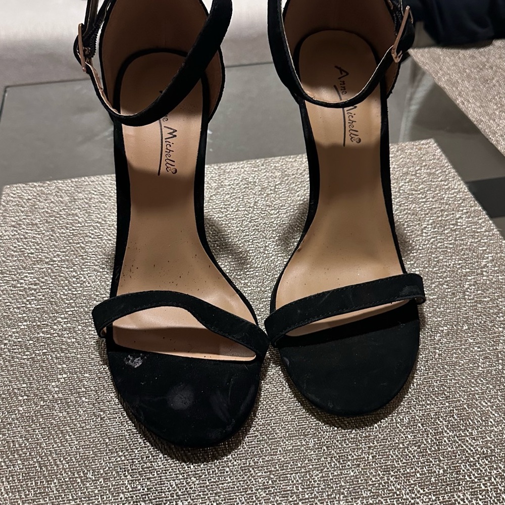 Anne Michelle Black Elegant Heels